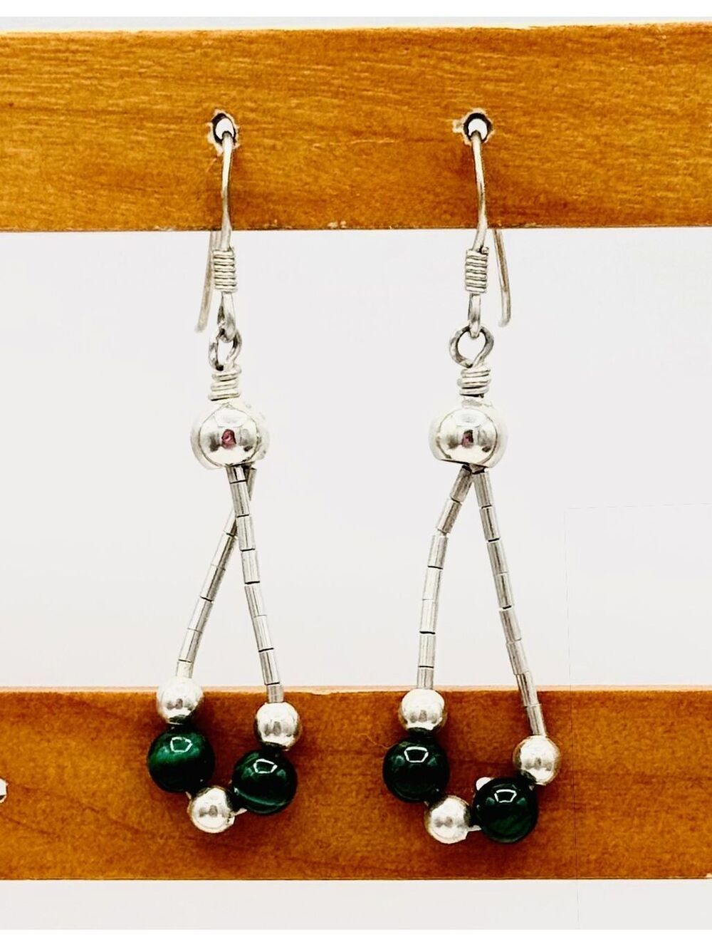 Vintage sterling silver drop dangle bugle bead green aventurine beads earrings